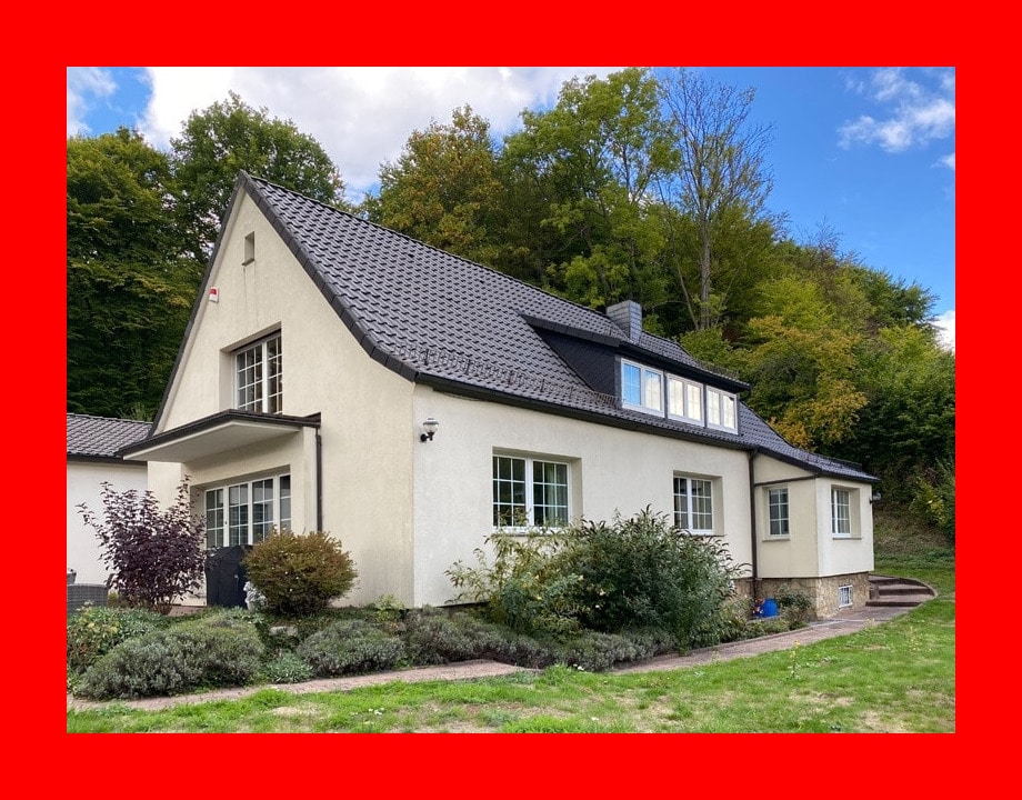 Immobilie in Bestform - 359.000,00 EUR Kaufpreis, ca.  203,00 m² Wohnfläche in Alfeld (PLZ: 31061)