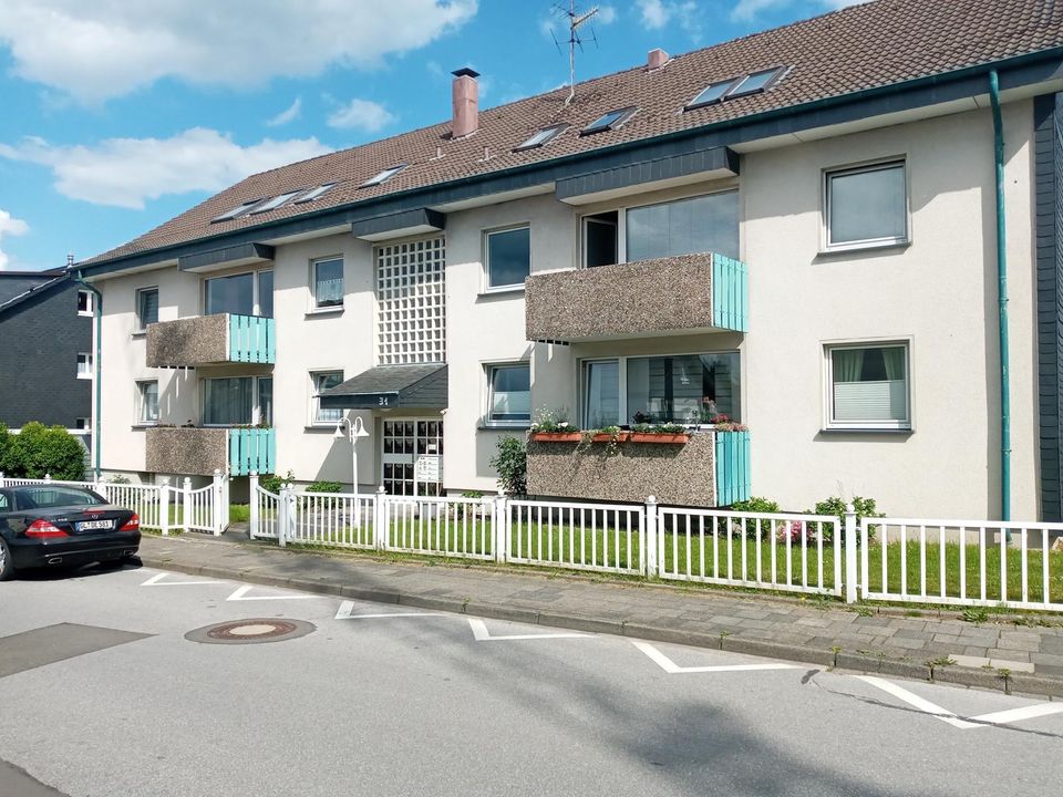 1- Zimmer Wohnung - 407,00 EUR Kaltmiete, ca.  42,00 m² in Radevormwald (PLZ: 42477)