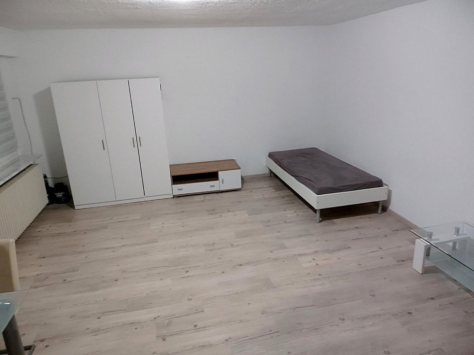 WG- Zimmer zu vermieten - 400,00 EUR Kaltmiete, ca.  100,00 m² Wohnfläche in Eich (PLZ: 67575)
