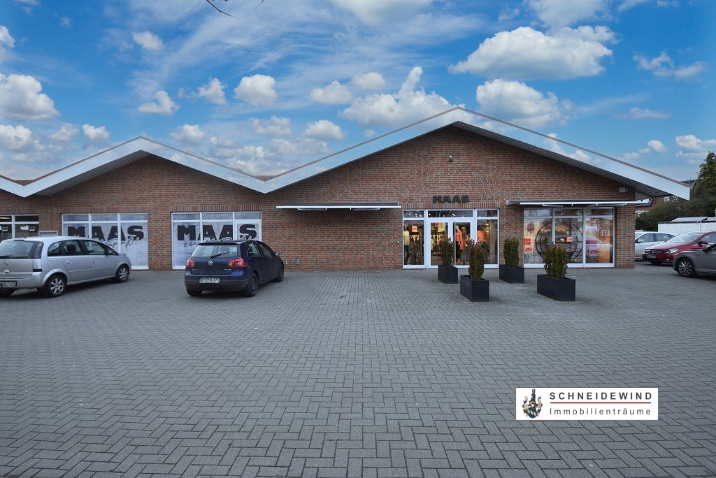 Verkaufs- und Lagerhalle mitten in Weyhe am Marktplatz mit Klimaanlagen und vielen Stellflächen
