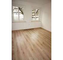 Wohnung zum Mieten in Chemnitz 205,00 € 35.96 m²