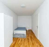 WG-Zimmer in Berlin 780,00 € 14.34 m²
