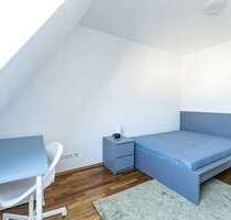 WG-Zimmer in Berlin 780,00 € 12.39 m²