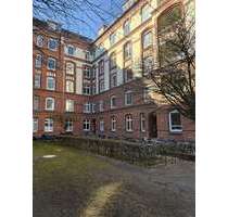 WG-Zimmer in Hamburg 650,00 € 85 m²