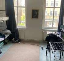 WG-Zimmer in Berlin 375,00 € 25 m²