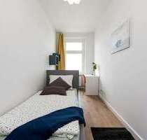 WG-Zimmer in Berlin 680,00 € 10 m²