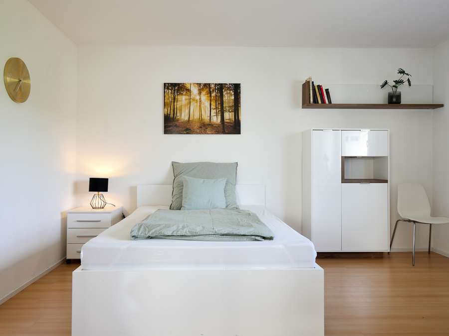 Wohnen auf Zeit in Leonberg 1.090,00 €