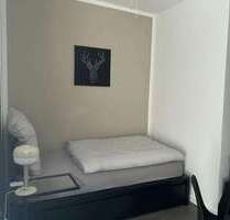 WG-Zimmer in Frankfurt am Main 480,00 € 13 m²