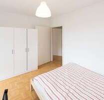 WG-Zimmer in München 875,00 € 10 m²