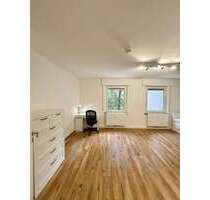 WG-Zimmer in Augsburg 625,00 € 28 m²