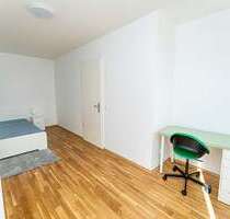 WG-Zimmer in Berlin 780,00 € 14.34 m²