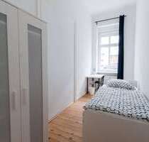 WG-Zimmer in Berlin 700,00 € 10 m²