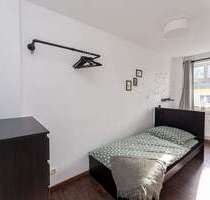 WG-Zimmer in Berlin 640,00 € 10 m²
