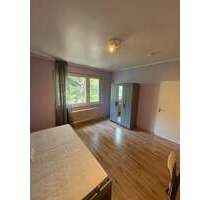 WG-Zimmer in Berlin 700,00 € 18 m²