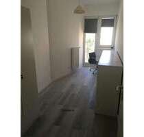 WG-Zimmer in Berlin 560,00 € 9.98 m²