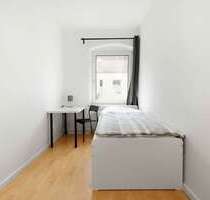 WG-Zimmer in Berlin 680,00 € 7 m²