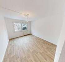 Wohnung zum Mieten in Chemnitz 213,00 € 39.26 m²