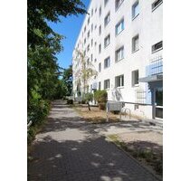 3 Zimmer Wohnung mit Balkon - 743,00 EUR Kaltmiete, ca.  69,00 m² Wohnfläche in Brandenburg an der Havel (PLZ: 14772) Hohenstücken