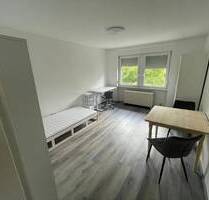 *Erstbezug nach Renovierung - Möblierte WG-Zimmer* - Freiburg im Breisgau Mooswald