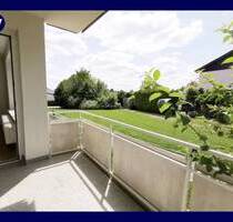 WILLKOMMEN Daheim! 3 Zimmer + Balkon mit Blick ins Grüne + Einbauküche + Tageslichtbad + ruhige Lage - Kiel Pries