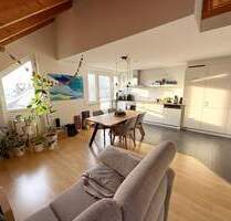 Ein Schmuckstück ist diese 2,5-Zimmer-Maisonettewohnung m. EBK u. Balkon NUR AN EINZELPERSON - Stuttgart Plieningen