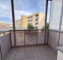 Gepflegte 3-ZW mit Balkon und Einbauküche - Nürnberg Steinbühl