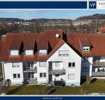 Helle, geräumige 3-Zimmer Dachgeschoss - Wohnung mit Einbauküche in Wörnitz