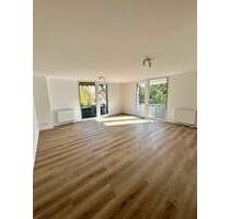 Erstbezug nach umfassender Sanierung: Stilvolle 3-Zimmer WHG mit unmittelbarer Elbnähe & 3-Balkonen - Dresden Mickten