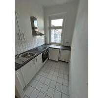 Großzügige 2-Zimmer mit EBK, 2xBalkon und Laminat in zentraler Lage - Chemnitz Sonnenberg