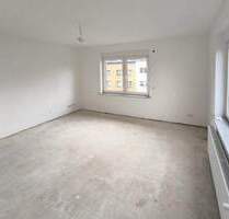 Teilrenovierte 2 ½ Raum Wohnung in Oberhausen nähe Hauptbahnhof