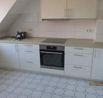 Traumhafte 2 - Zimmer Dachgeschoßwohnung in Pinneberg-Quellental