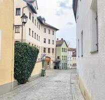 ***RAUMWUNDER IN TOP LAGE*** 5 ZIMMER WOHNUNG MIT 189 QM WOHNFLÄCHE - Lauf an der Pegnitz