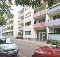 Erstbezug nach Renovierung Geräumige 4-Zimmer Wohnung mit 2 Balkons direkt am Park ! - Lampertheim