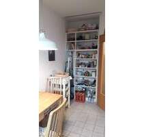 Uni-Nähe - 2 Zimmer Dachgeschoss-Wohnung mit Fensterbad, Dusche, Küche, Keller, frei ab 01.12.2025 - Rostock Kröpeliner Tor-Vorstadt