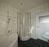 VIER ZIMMER sofort einzugsbereit - Halle (Saale) Lutherplatz