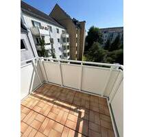 Gemütliche 1-Zimmer mit Balkon, EBK und Wannenbad in ruhiger Lage - Chemnitz Sonnenberg 212