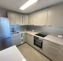 Toll renovierte 2-Zimmer-Wohnung mit Balkon in Toplage – Erdgeschosskomfort inklusive - Nürnberg Neuröthenbach