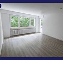 NEUES Wohngefühl - frisch modernisierte 3 Zimmer + Süd-Balkon in grüner Lage, neuer Boden, neues Bad - Bergisch Gladbach Sand