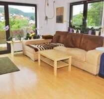 2,5 Zimmer Wohnung mit großem Balkon und Fernblick - Heimbuchenthal