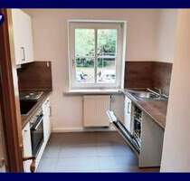 2 Zimmer in beliebter Lage + moderne Einbauküche + helles Bad mit Fenster, renoviert & bezugsfertig - Rostock Stadtmitte