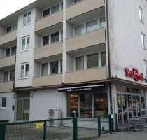 gepflegte, helle,moderne 1,5 ZW , Laminat, modernes Duschbad, Balkon - Nürnberg Nordostbahnhof
