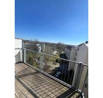 Dachgeschoss - Süd-Balkon - große Zimmer uv.m. - Chemnitz Schloßchemnitz