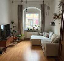 Gemütliche 2 Zimmer-Wohnung in einem äußerst gepflegten Haus im EG mit Küchenzeile, Tageslichtbad mit Badewanne - Studenten willkommen - Nürnberg Rabus