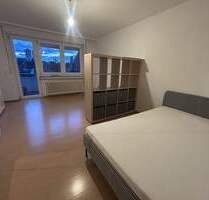 Wohnung mit zwei Balkonen und idealer Aufteilung - Mannheim / Neckarau