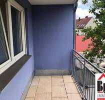 *Nürnberg-Johannis - neu renoviert - 2 Zimmer - Loggia - Stellplatz*