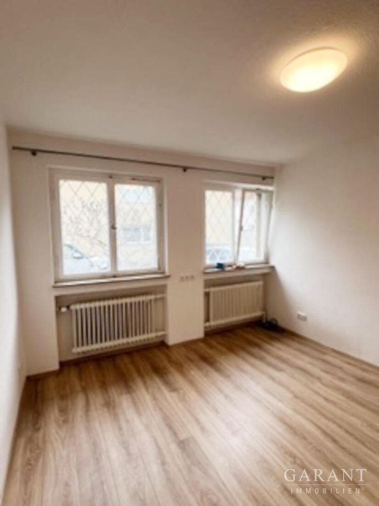 WG-Zimmer am Killesberg - 400,00 EUR Kaltmiete, ca.  14,00 m² in Stuttgart (PLZ: 70192) Nord