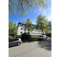 Großzügige 2-Zimmer mit Laminat, Balkon und Wannenbad zum Toppreis in ruhiger Lage! - Chemnitz Hilbersdorf