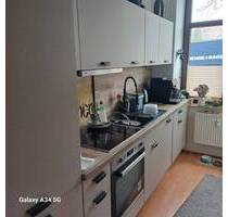 Kompakte 3-Zimmer mit Laminat, Balkon und Wannenbad in guter Lage! Vormieter verkauft EBK - Chemnitz Schloßchemnitz