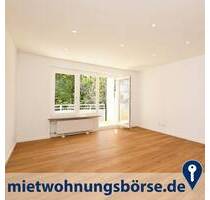 AIGNER - Erstbezug nach Sanierung - Idyllische 3-Zimmer Wohnung mit Balkon und Blick ins Grüne - München Bogenhausen