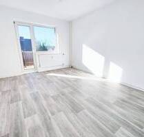 KLEIN ABER FEIN: moderne 1-Zimmer Wohnung mit Wannenbad und Balkon im Erdgeschoss! - Bad Gandersheim